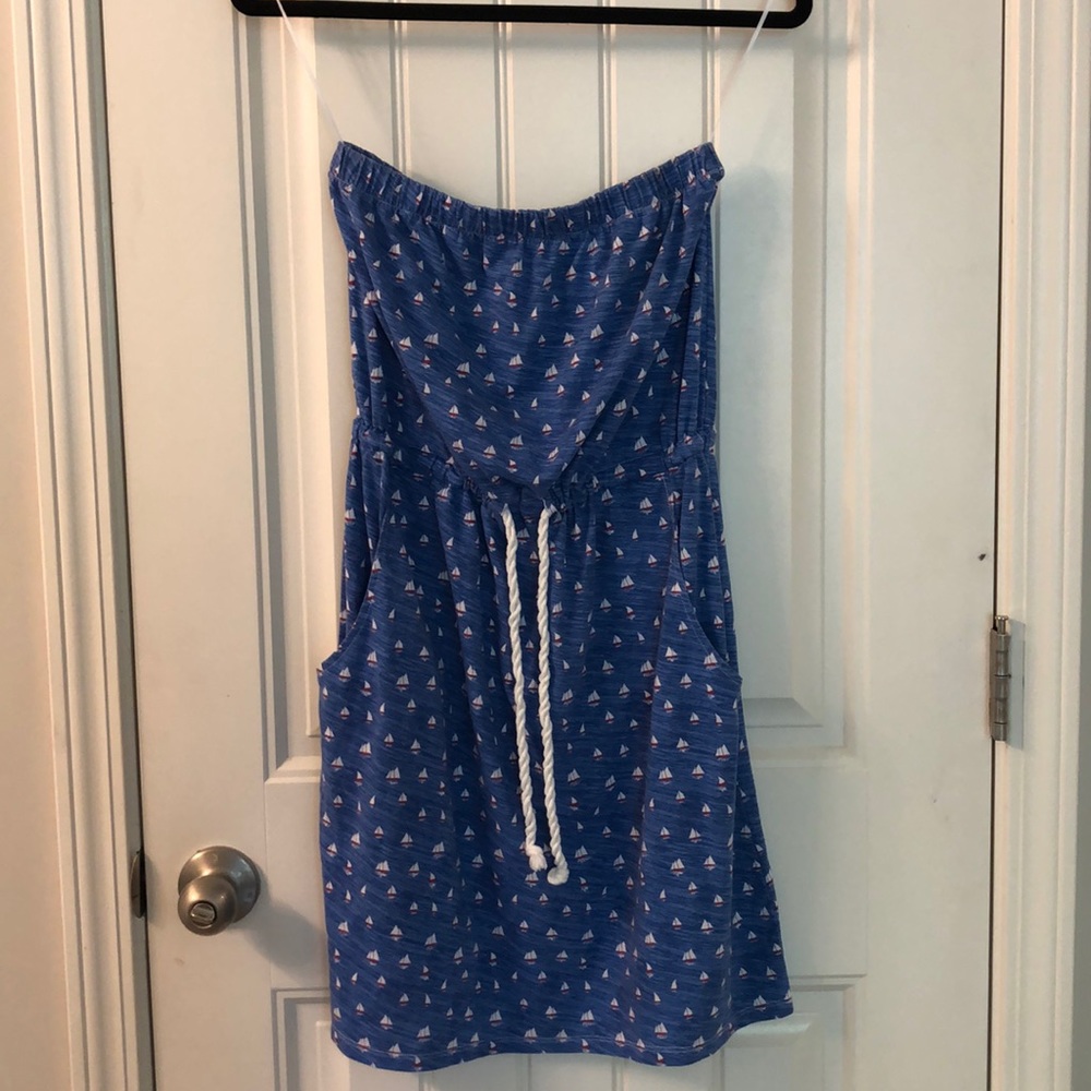 •Beach dress•